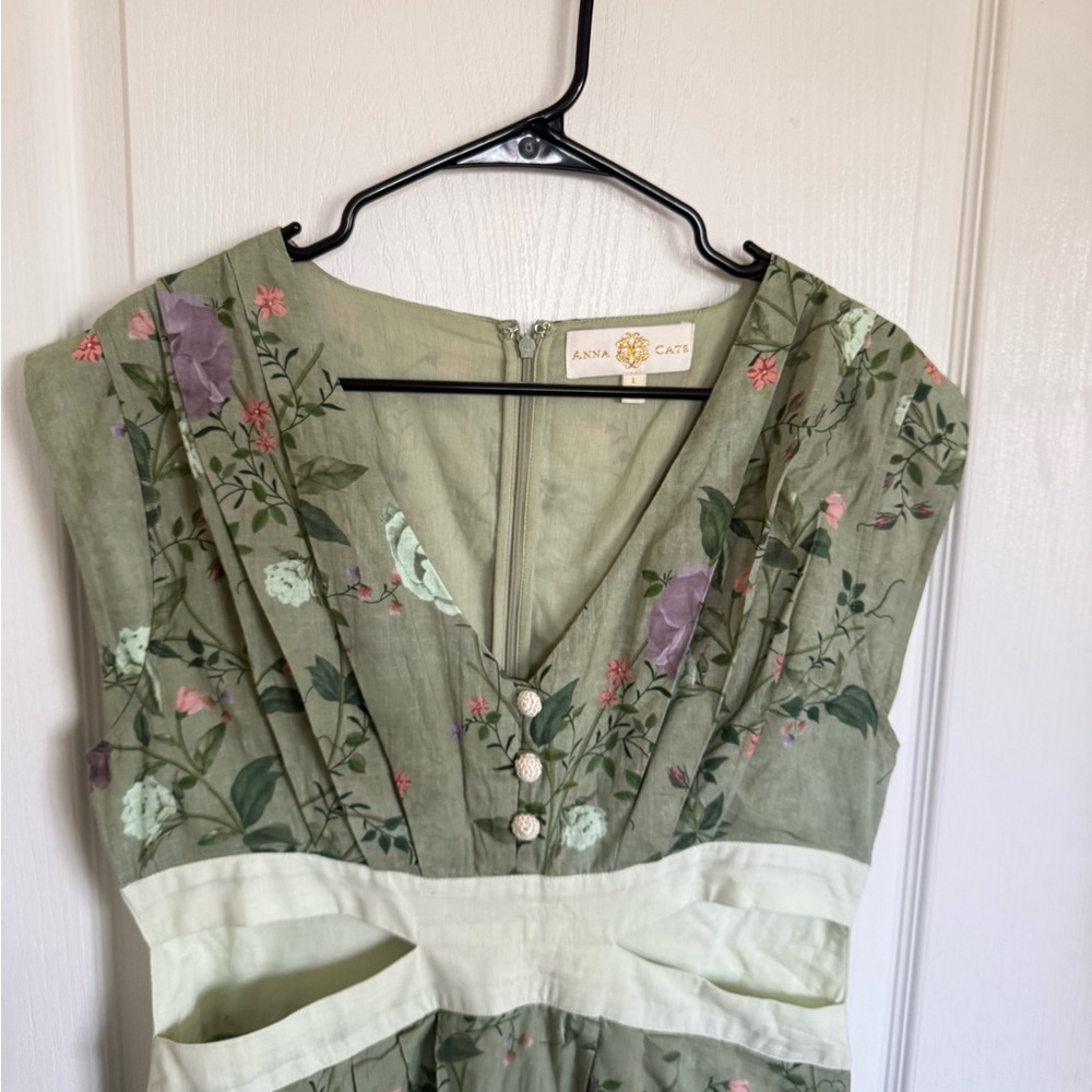 Anna Cate Adele Cutout Green Floral Maxi - Picture 6 of 9